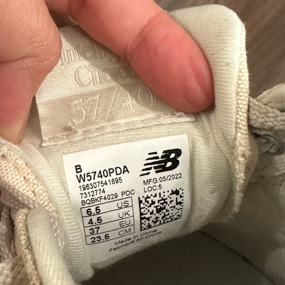 New Balance 57/40 Women’s Sneakers - Picture 8 of 14